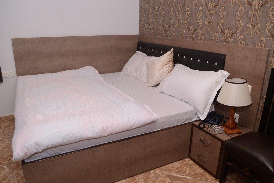 קאנפור Hotel Mmk מראה חיצוני תמונה