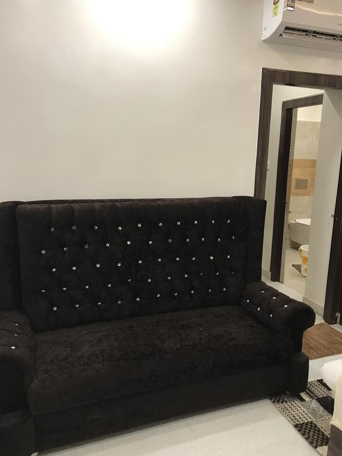 קאנפור Hotel Mmk מראה חיצוני תמונה