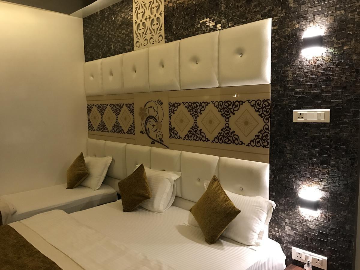 קאנפור Hotel Mmk מראה חיצוני תמונה