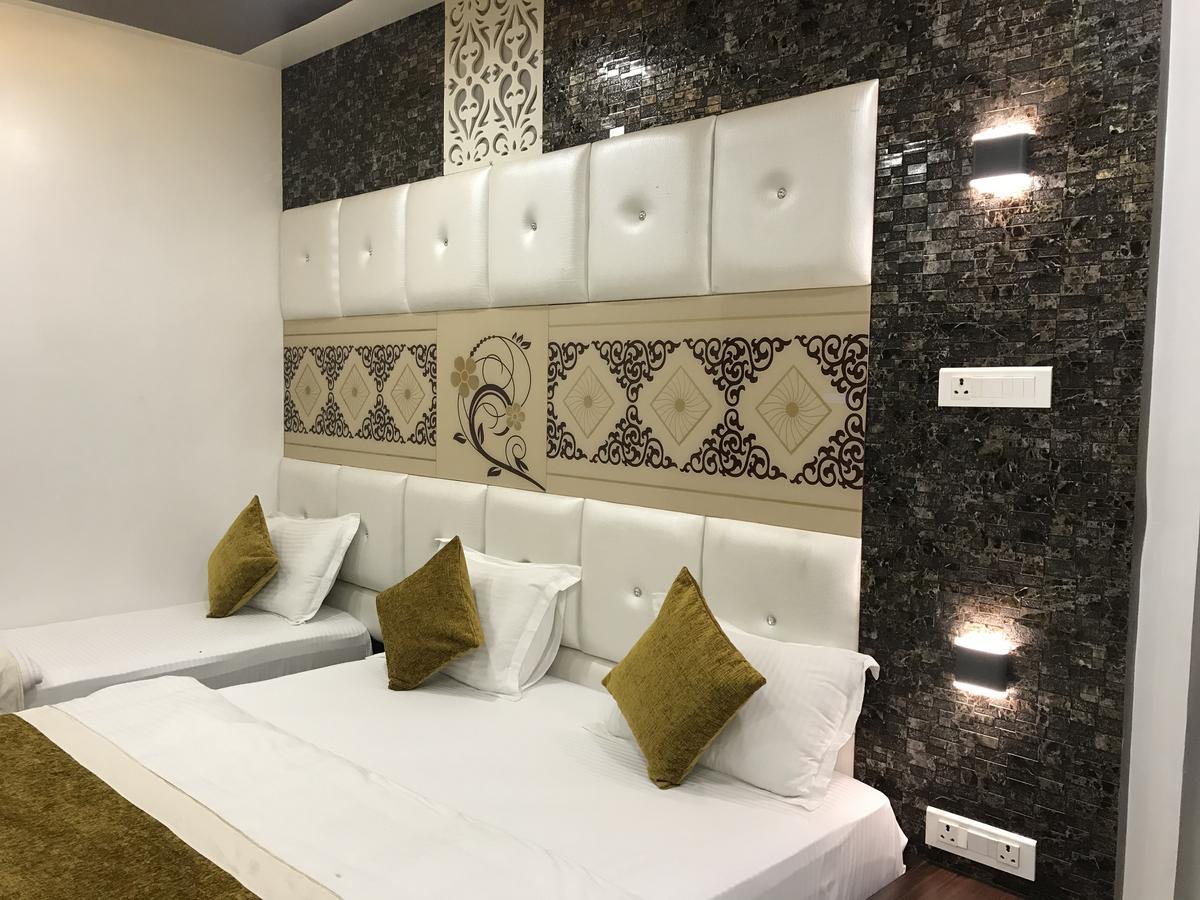 קאנפור Hotel Mmk מראה חיצוני תמונה