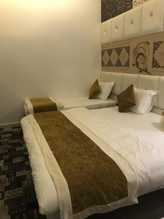 קאנפור Hotel Mmk מראה חיצוני תמונה