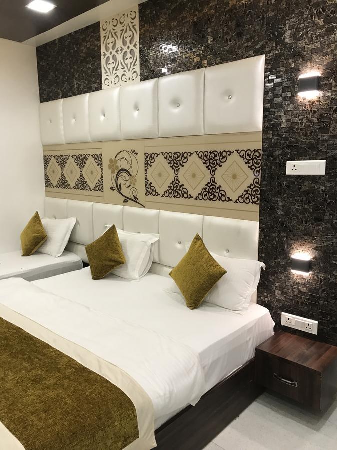 קאנפור Hotel Mmk מראה חיצוני תמונה