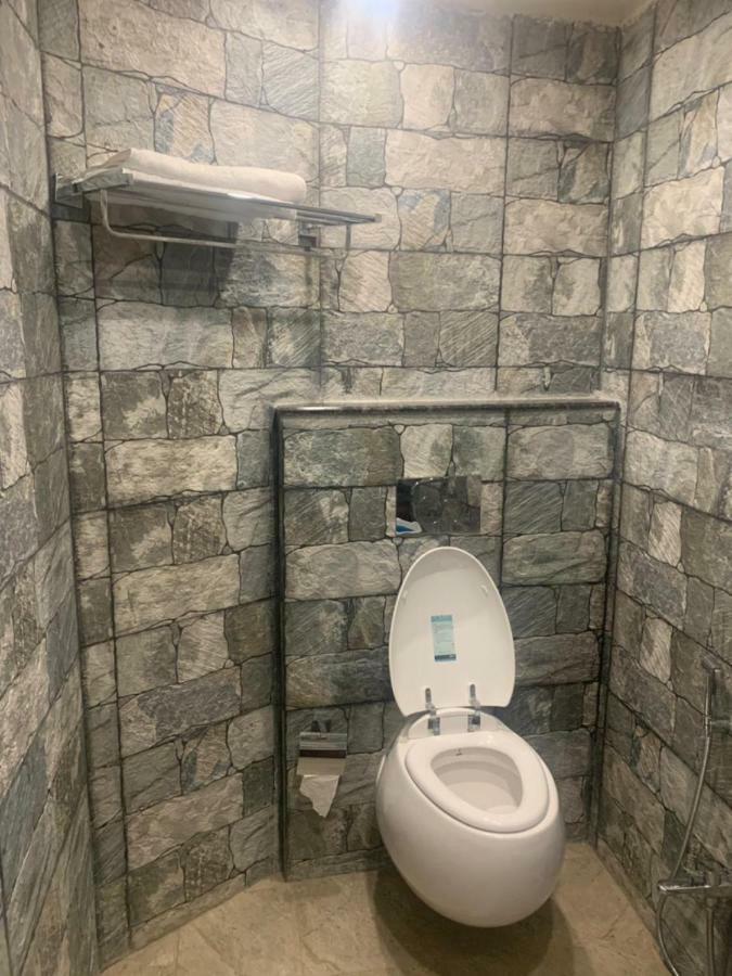 קאנפור Hotel Mmk מראה חיצוני תמונה