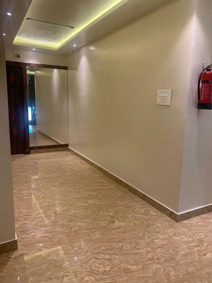 קאנפור Hotel Mmk מראה חיצוני תמונה