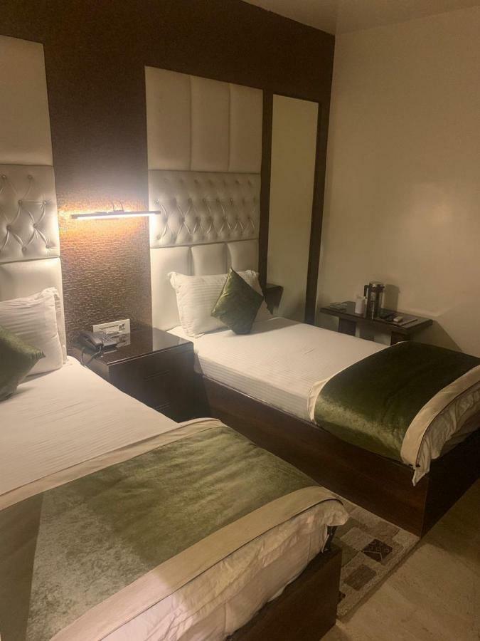 קאנפור Hotel Mmk מראה חיצוני תמונה